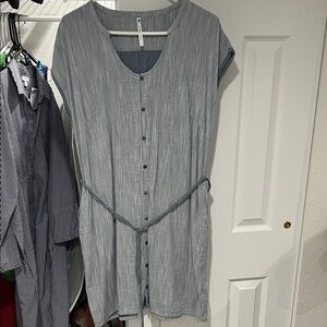 Kuhl Light Blue Button-Down Dress size L